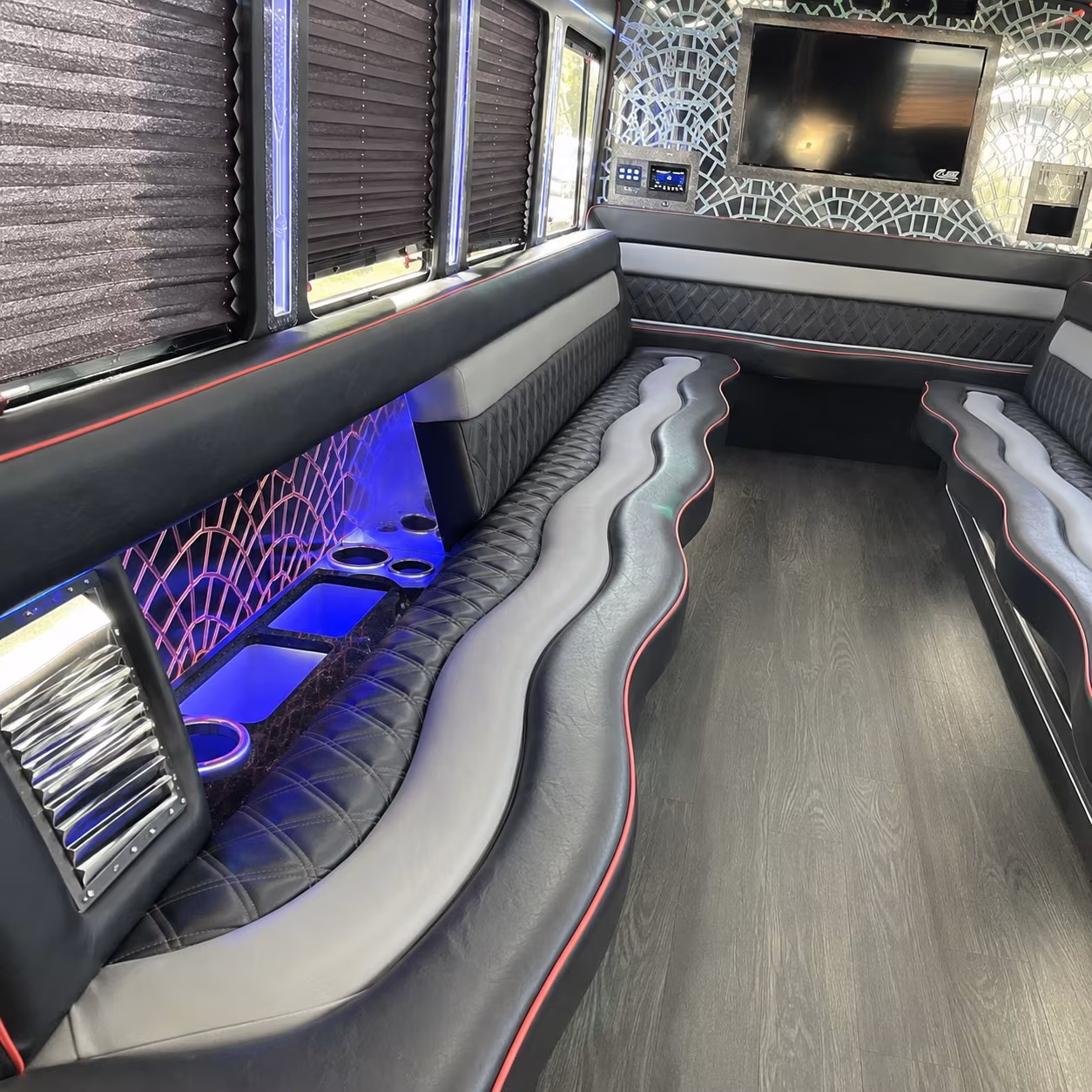Carrollton Birthday, Sweet 16, & Quinceañera Party Bus Rentals