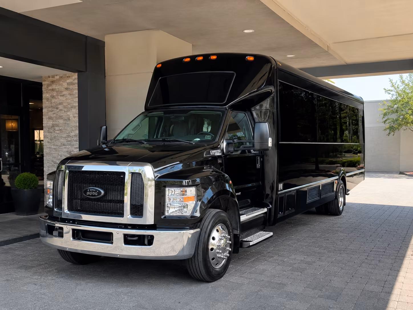 Irving Winery Tour & Pub Crawl Transportation onboard seating